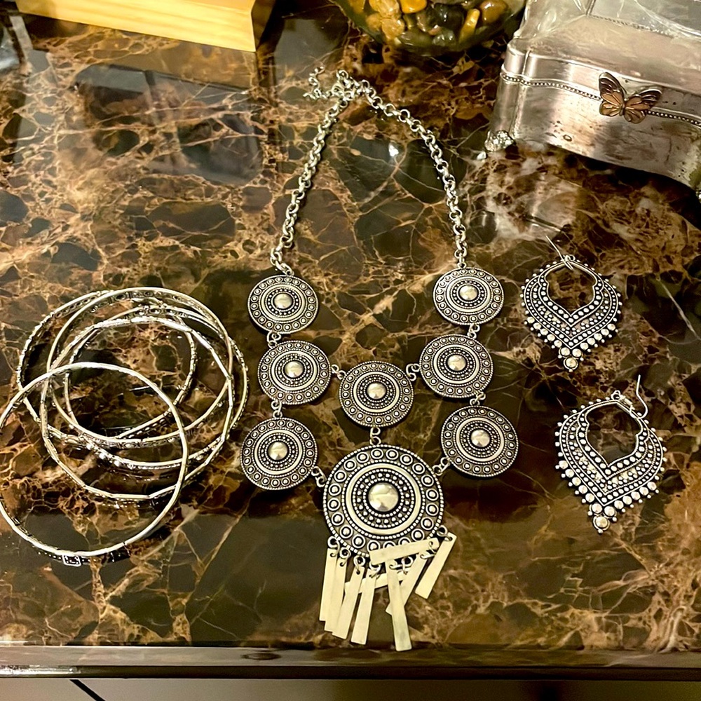 Jewelry set